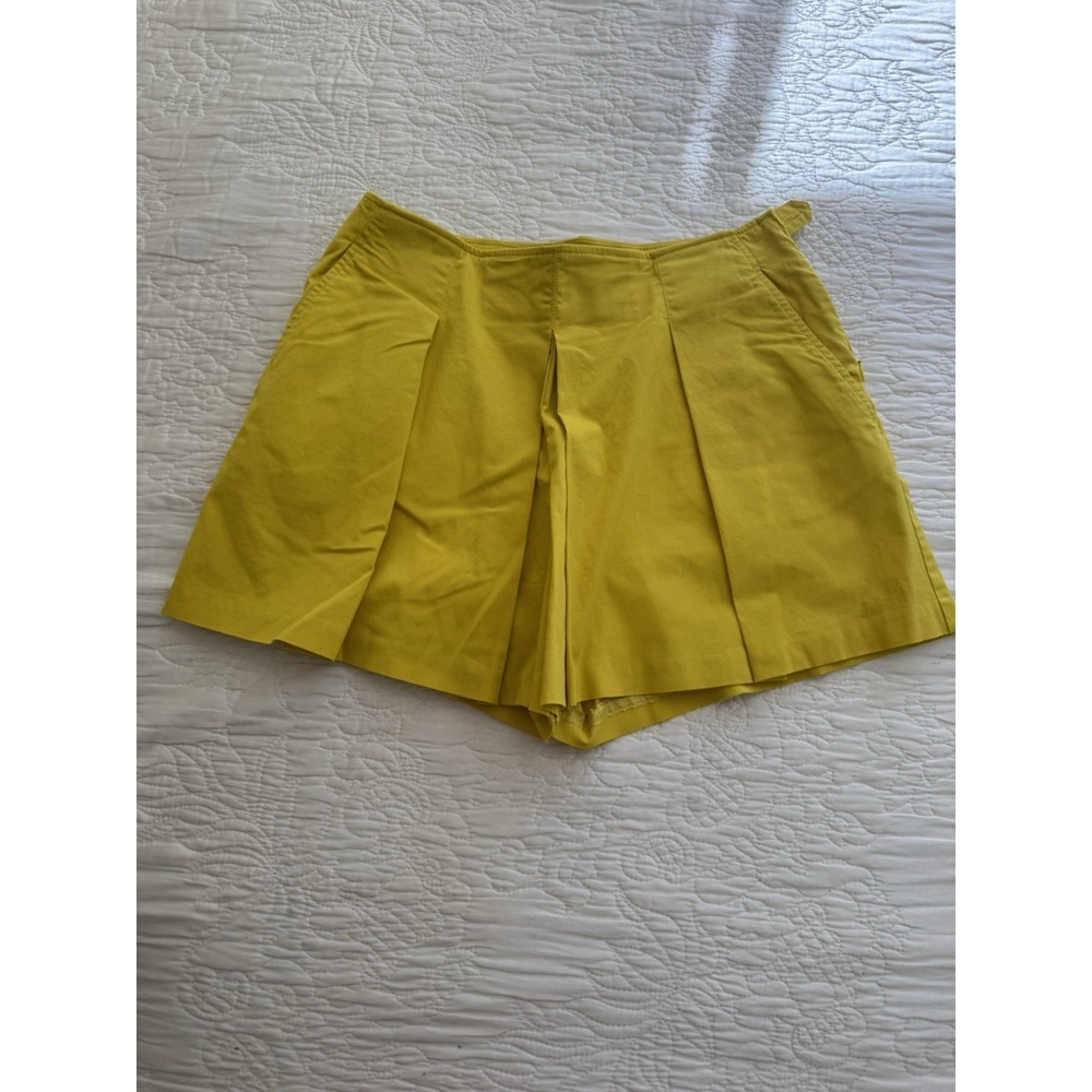 Anthropologie Maeve Schoolbus Yellow Pleated Shorts 6 Petite